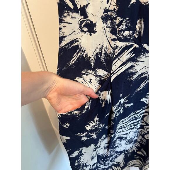 Whistles Tropical Printed Women's 2 T Shirt Dress Oversized Blue White Vacation - Picture 4 of 14